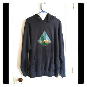 NEW Grey HOODIE Size L Earthy Design Soft!